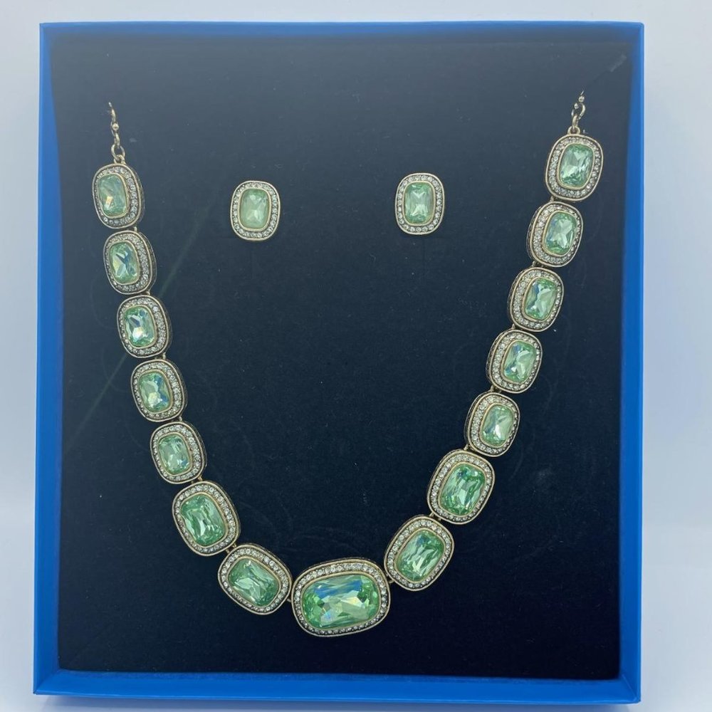 Heidi Daus Green Stone Necklace, Earring and Bracelet Matching Set - Picture 5 of 10